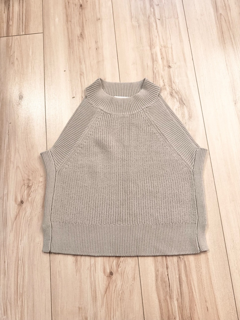 Wilfred Beige Chunky Knit Sleeveless Top 🤎